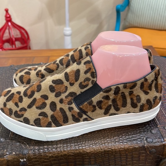 Dollhouse leopard slip on sneaker size 8.5 - Picture 9 of 11